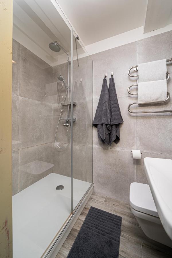 Enjoy Old Town Vibes In 1716 Laipu Residence With 4 Stylish Apartments And 1 Penthouse Riga Exterior photo