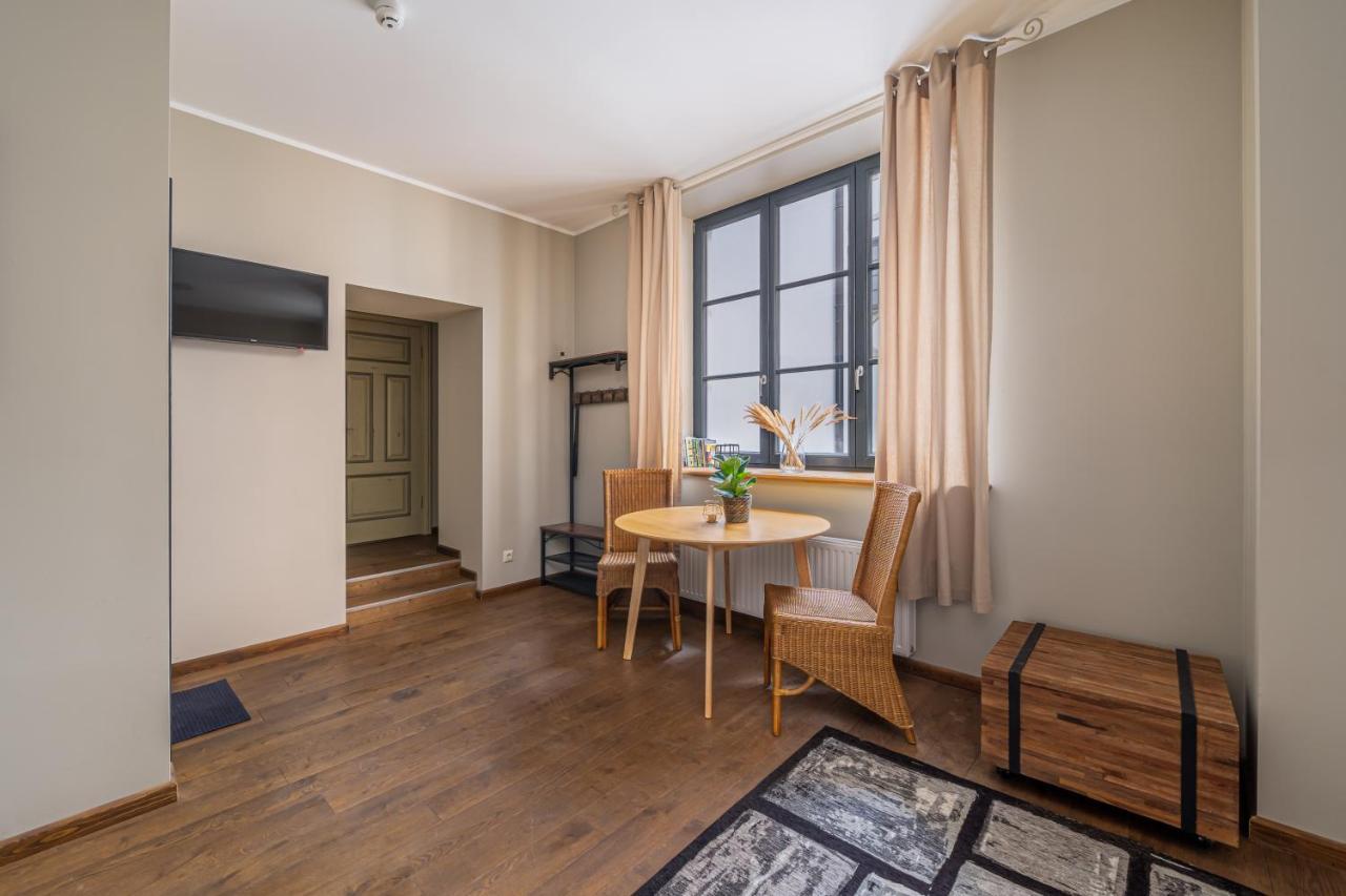 Enjoy Old Town Vibes In 1716 Laipu Residence With 4 Stylish Apartments And 1 Penthouse Riga Exterior photo