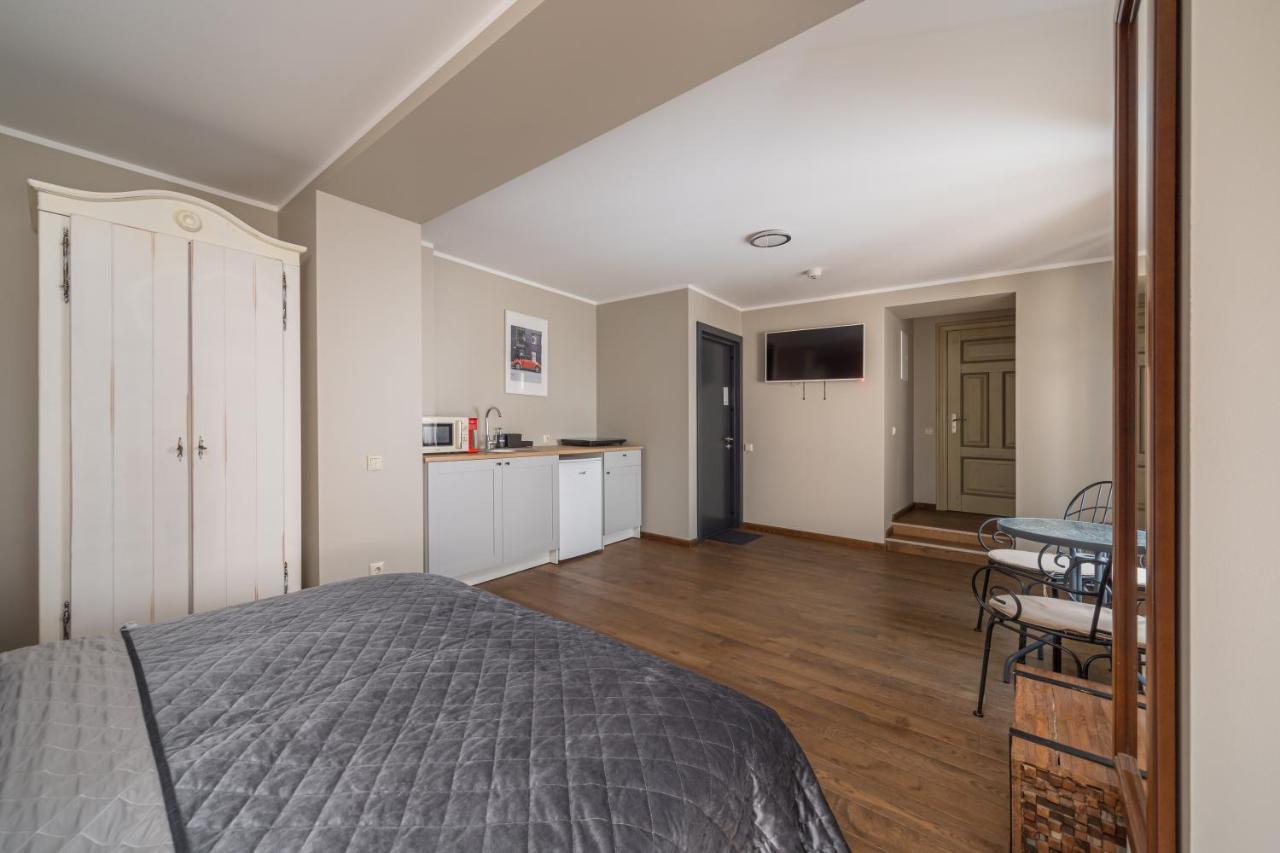 Enjoy Old Town Vibes In 1716 Laipu Residence With 4 Stylish Apartments And 1 Penthouse Riga Exterior photo
